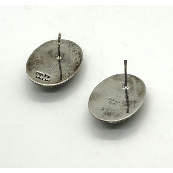 Vintage Sterling Silver Pierced Earrings Oval Textured 925 Stamped 5.7 grams - Picture 4 of 13